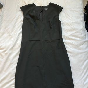 Ann Taylor Dress size 4. Perfect for work!